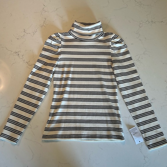 Classy ribbed turtleneck - Picture 1 of 4